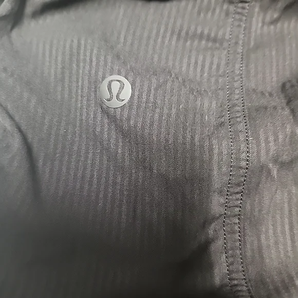 Lululemon Black Dance Studio Mid-Rise Jogger Cargo Pants Womens Size 6 Athletic - Picture 12 of 12